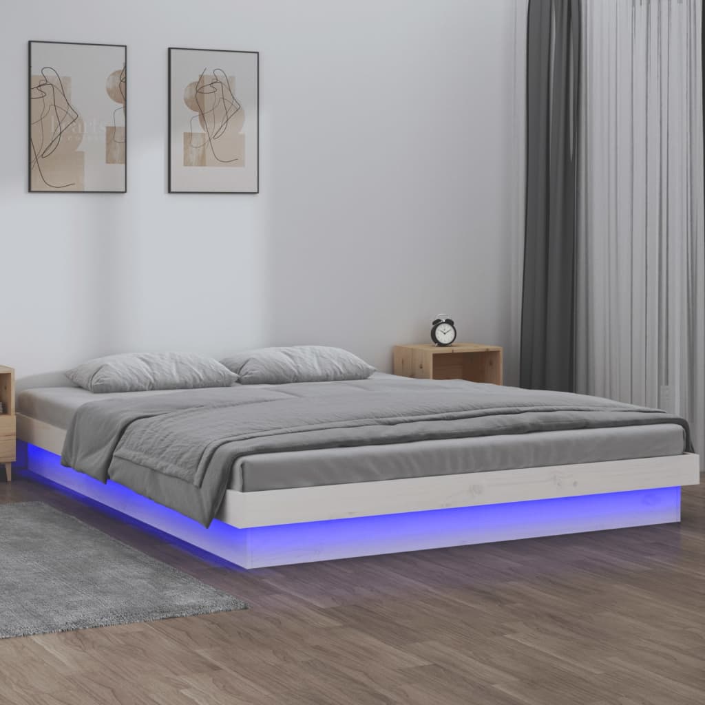Sengeramme med LED hvit 120x200 cm heltre