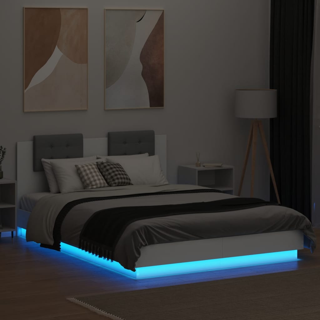 Sengeramme med hodegavl og LED-lys hvit 120x200 cm