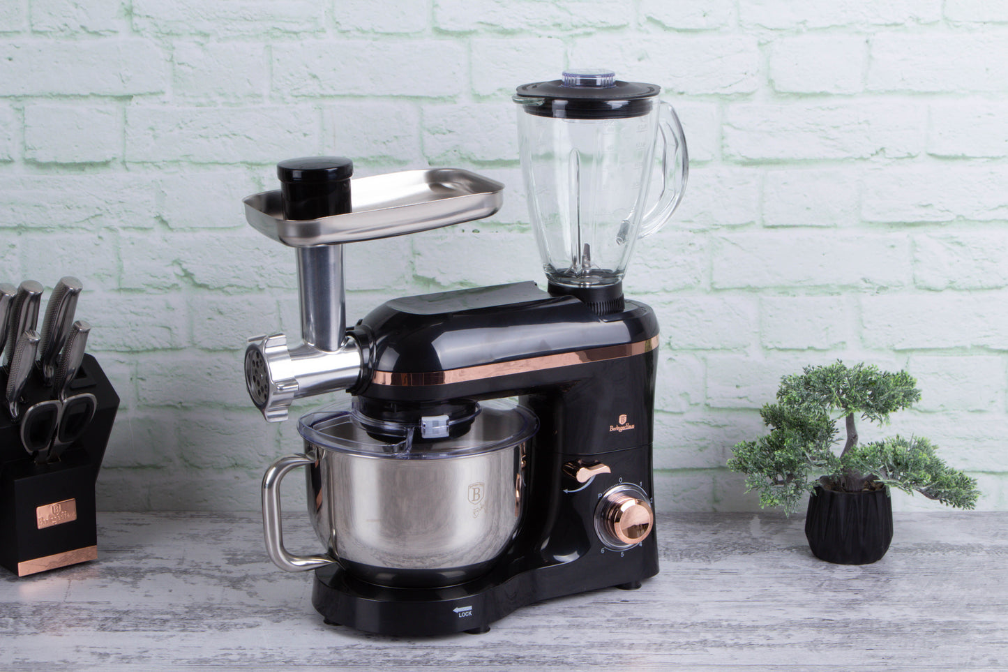 Kjøkkenmaskin Monaco med kjøttkvern og blender