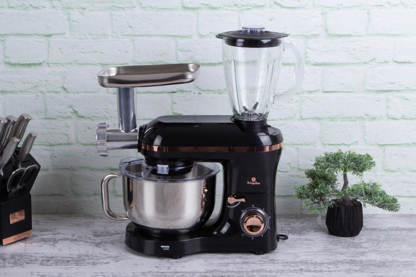 Kjøkkenmaskin Monaco med kjøttkvern og blender